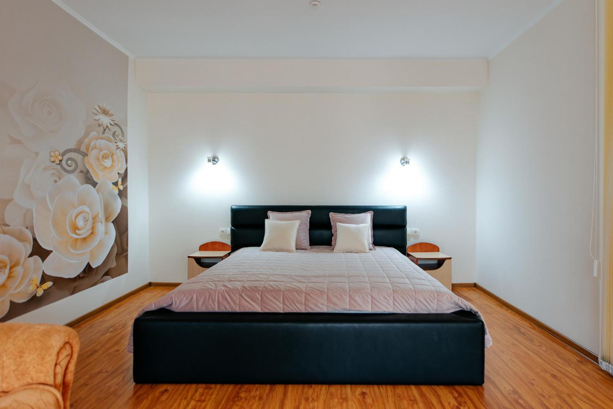 วิลลา อารุส Hotel คีชีเนา ภายนอก รูปภาพ