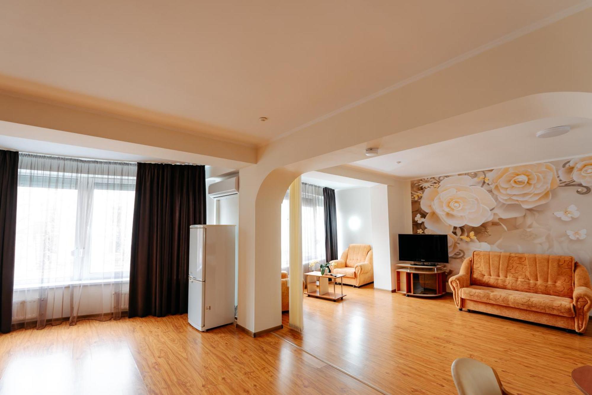 วิลลา อารุส Hotel คีชีเนา ภายนอก รูปภาพ